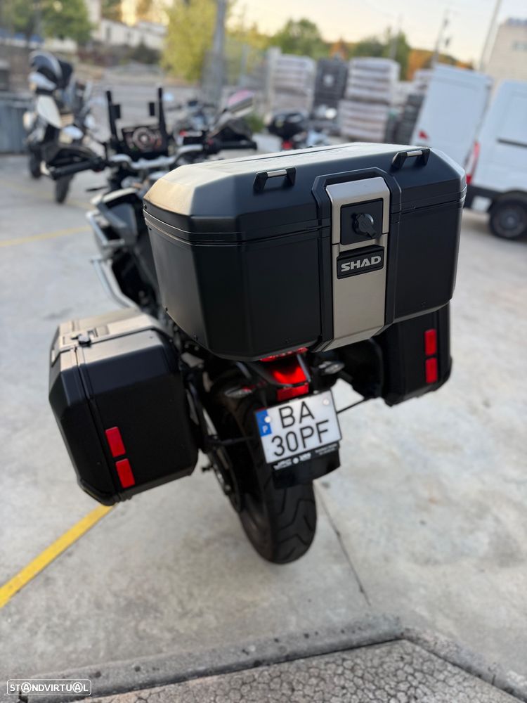 CF Moto 800MT Sport c/ malas Shad Terra - 9