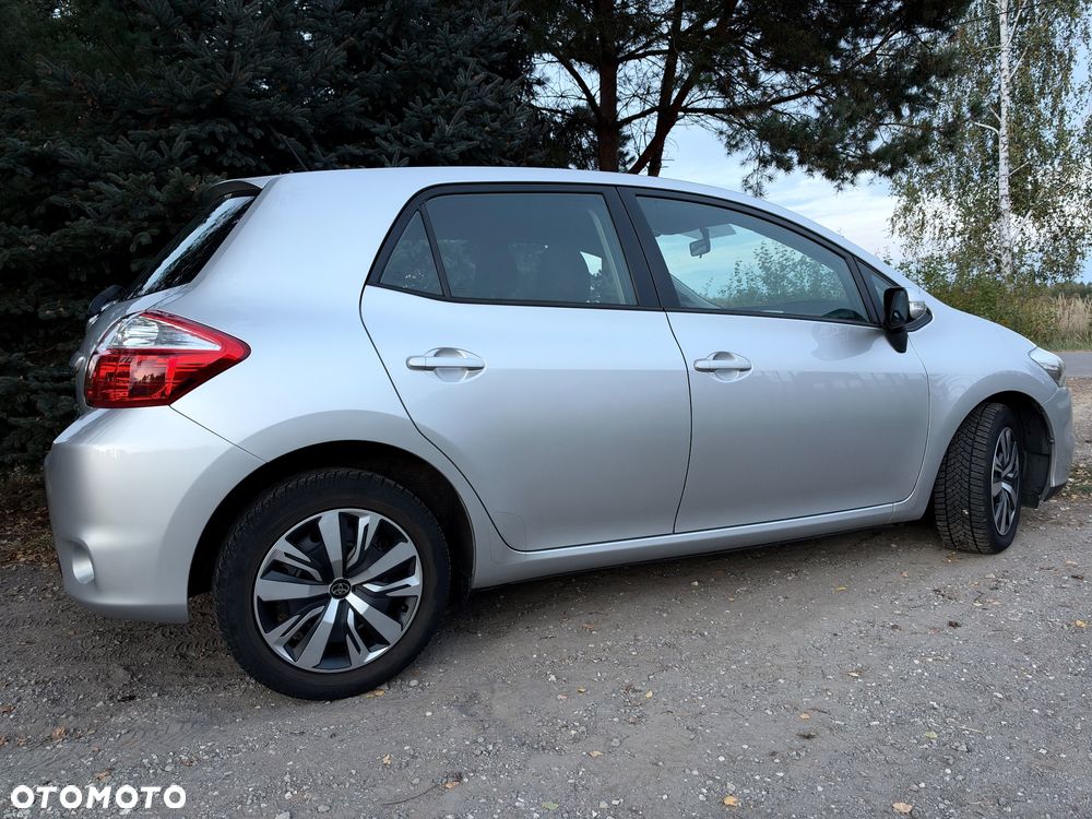Toyota Auris - 19