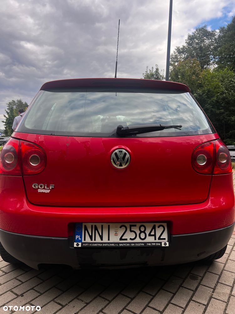Volkswagen Golf - 5