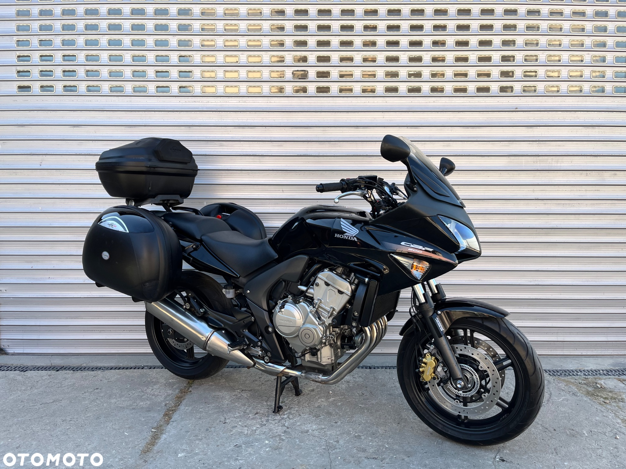 Honda CBF - 2
