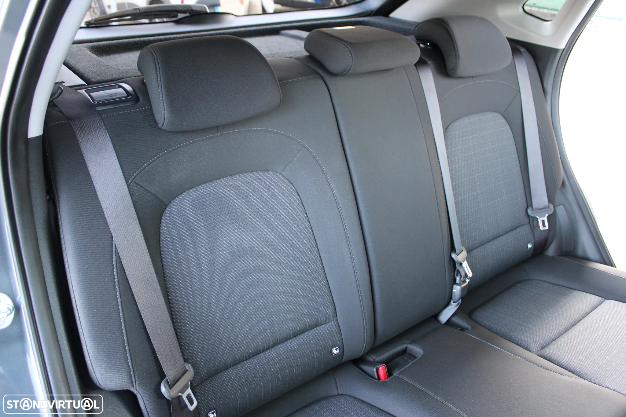 Hyundai Kauai 1.0 T-GDi Premium Pack Plus - 36