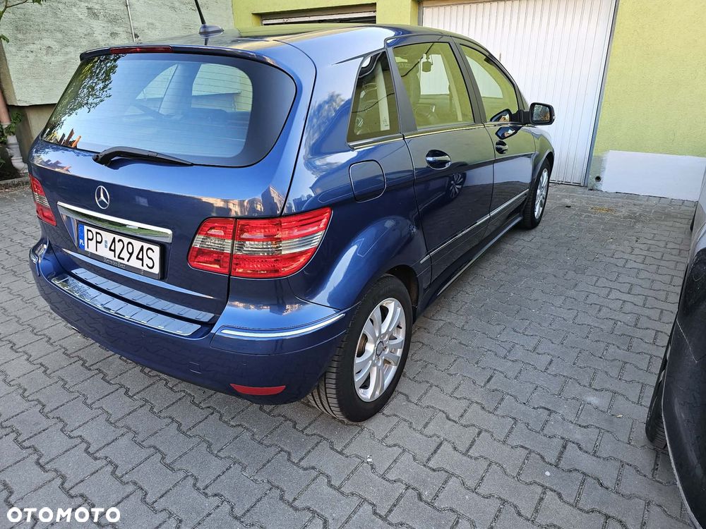 Mercedes-Benz Klasa B 180 CDI DPF Special Edition - 3