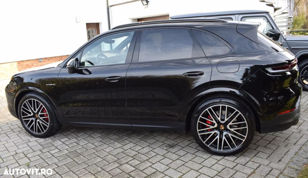Porsche Cayenne S E-Hybrid - 3
