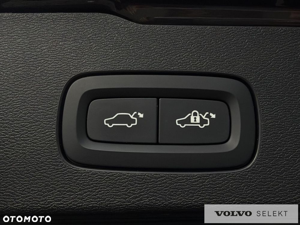 Volvo V60 Cross Country - 31