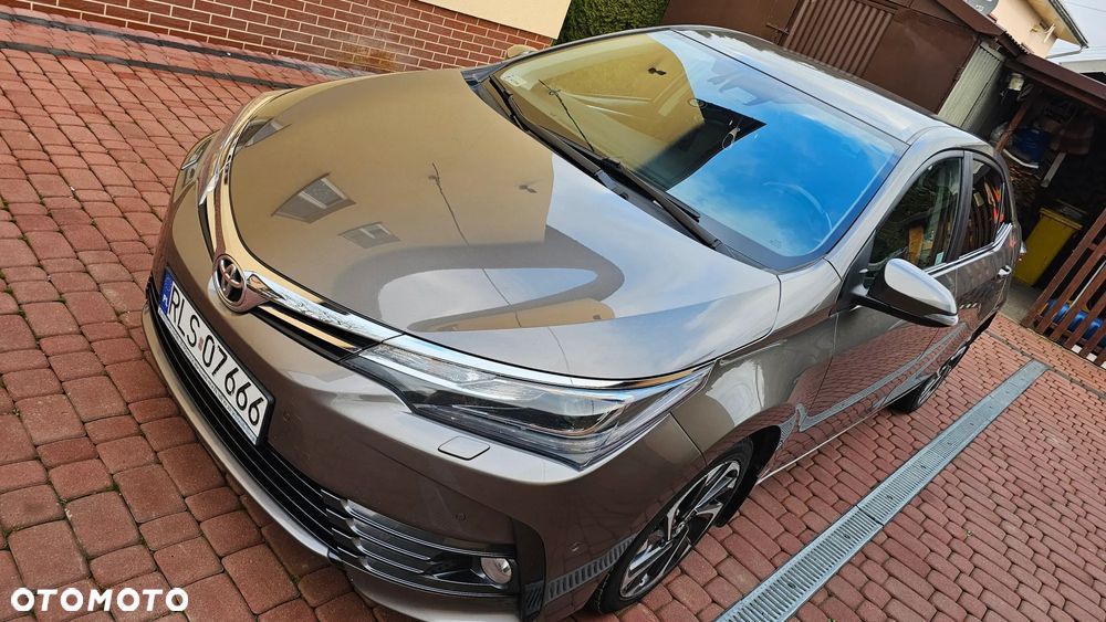 Toyota Corolla 1.6 Prestige EU6 - 2