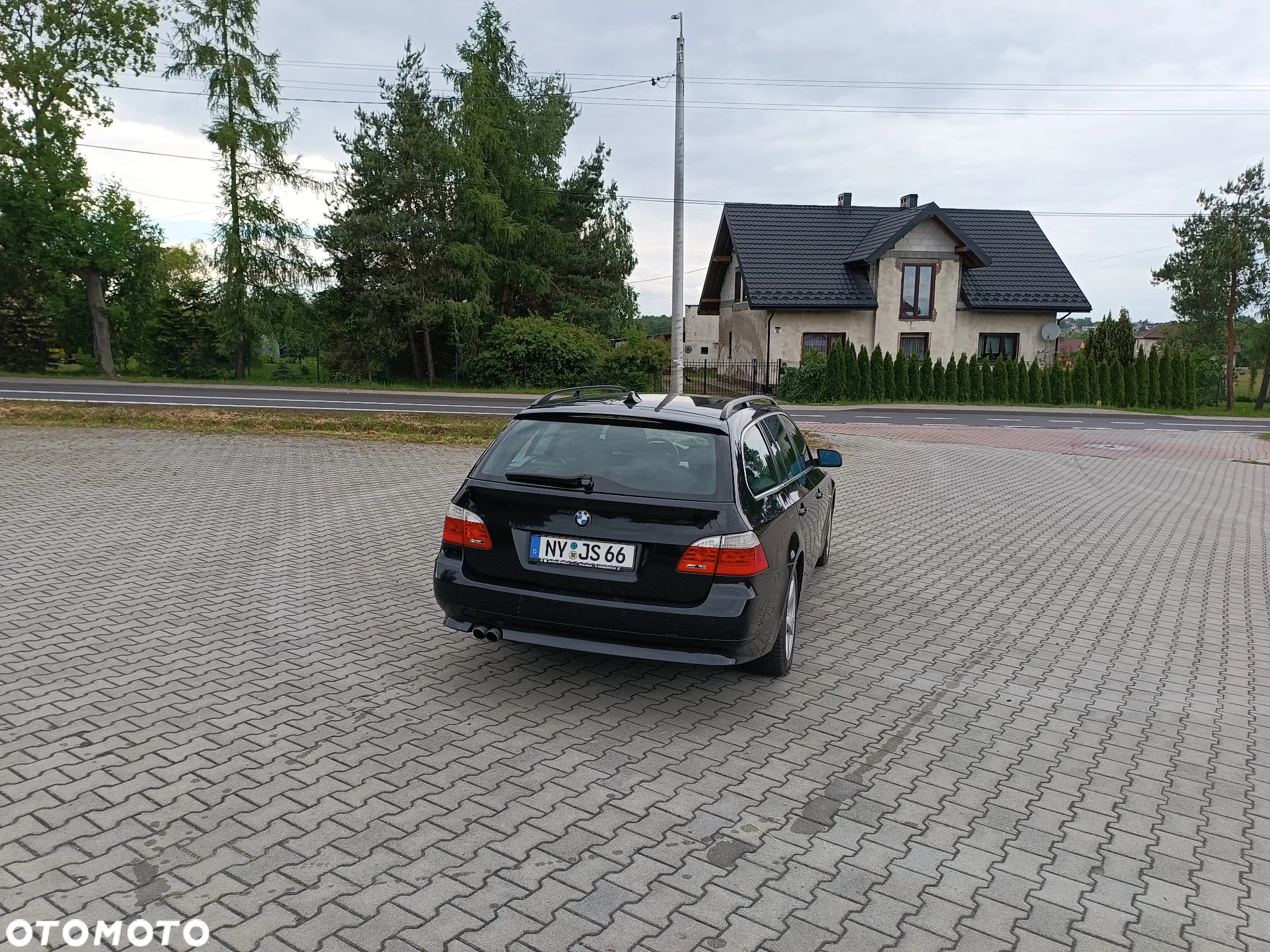 BMW Seria 5 523i Touring Edition Exclusive - 6