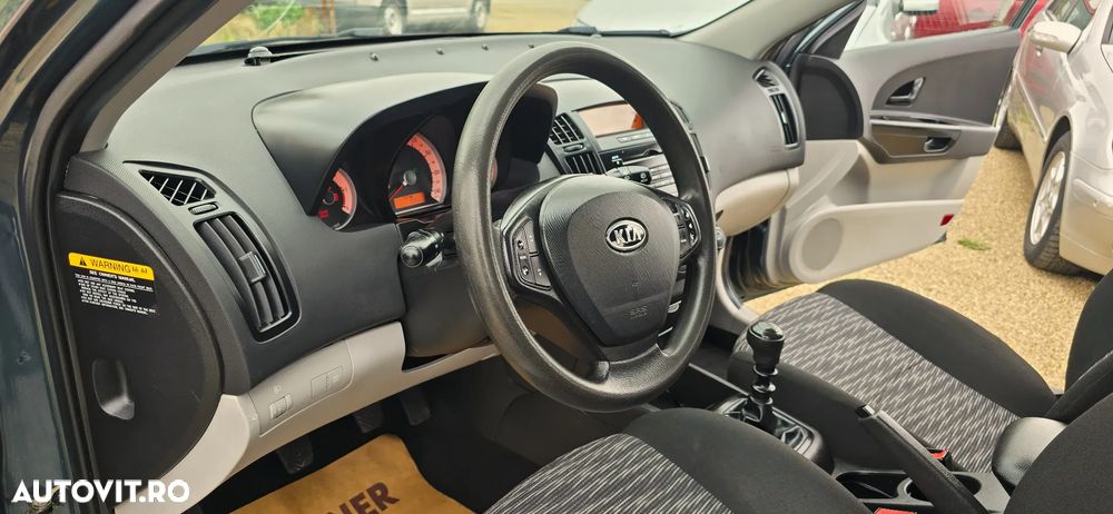 Kia Ceed Cee'd 1.6 DSL EX CITY - 12