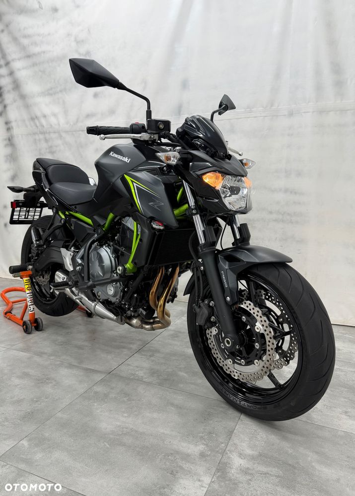 Kawasaki Z 650 - 18