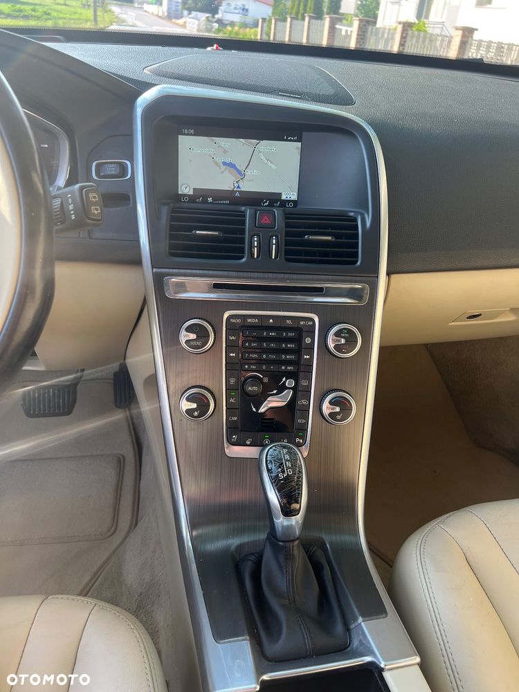 Volvo XC 60 T5 Geartronic Linje Inscription - 14
