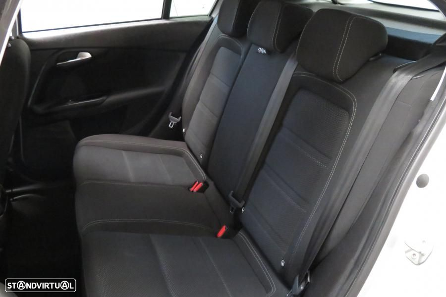 Fiat Tipo 1.3 M-Jet Lounge - 24