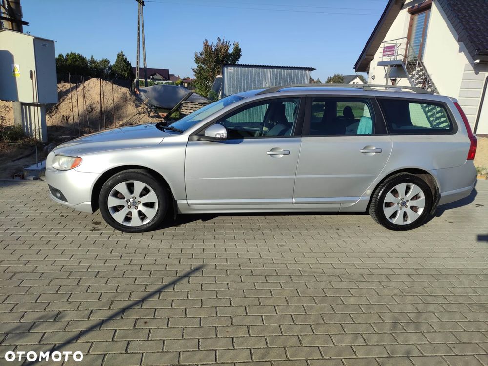 Volvo V70 2.0D Kinetic - 7