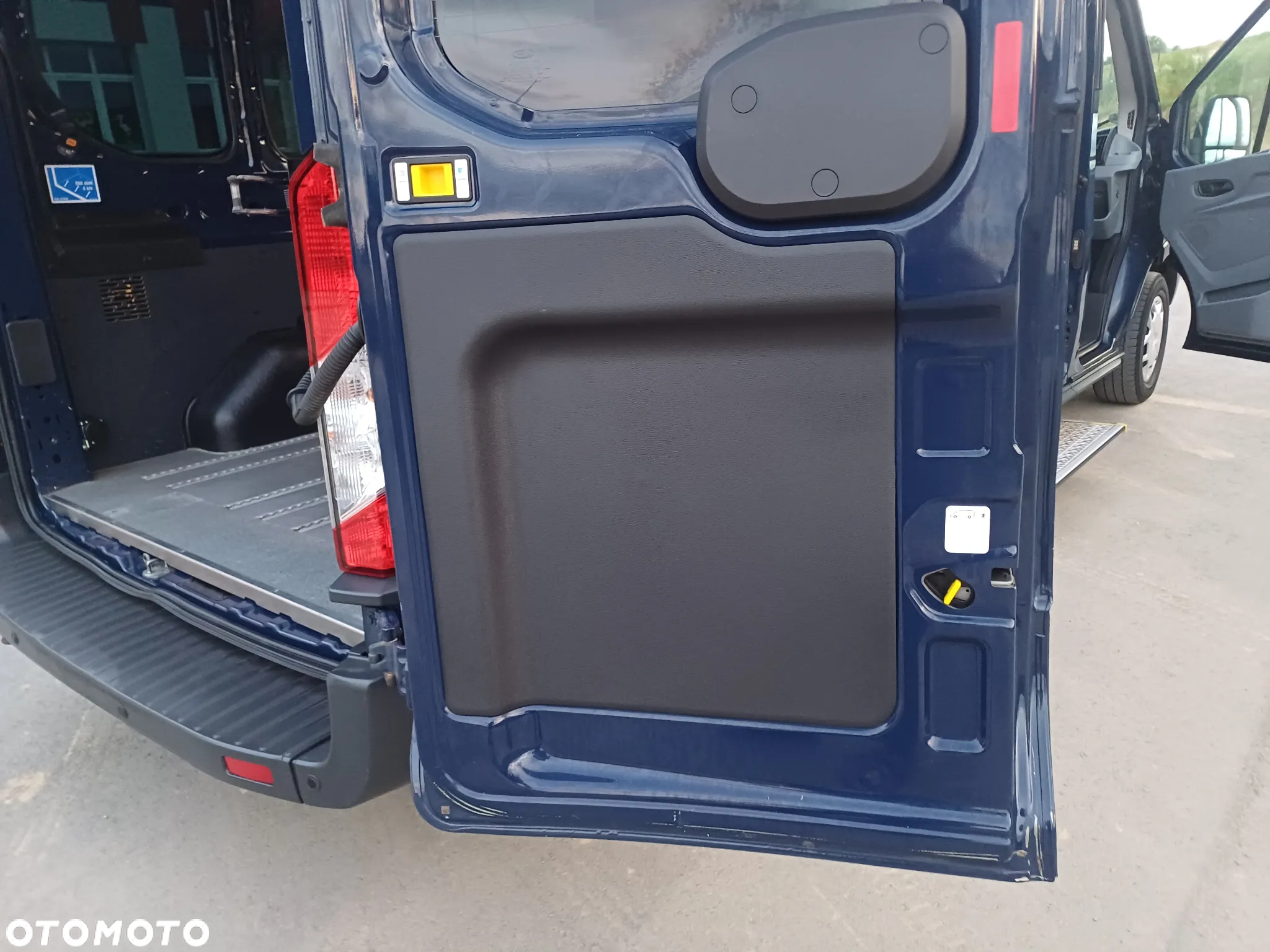 Ford Transit - 26