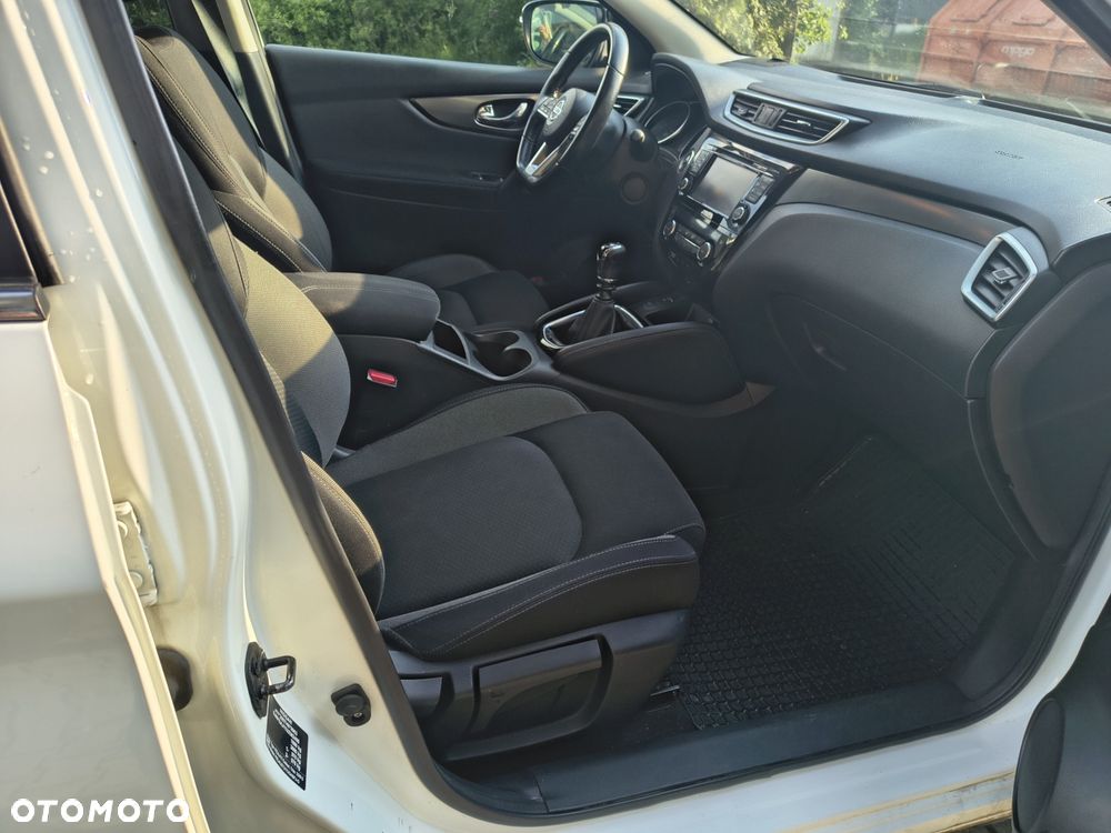 Nissan Qashqai 1.2 DIG-T N-Connecta - 11