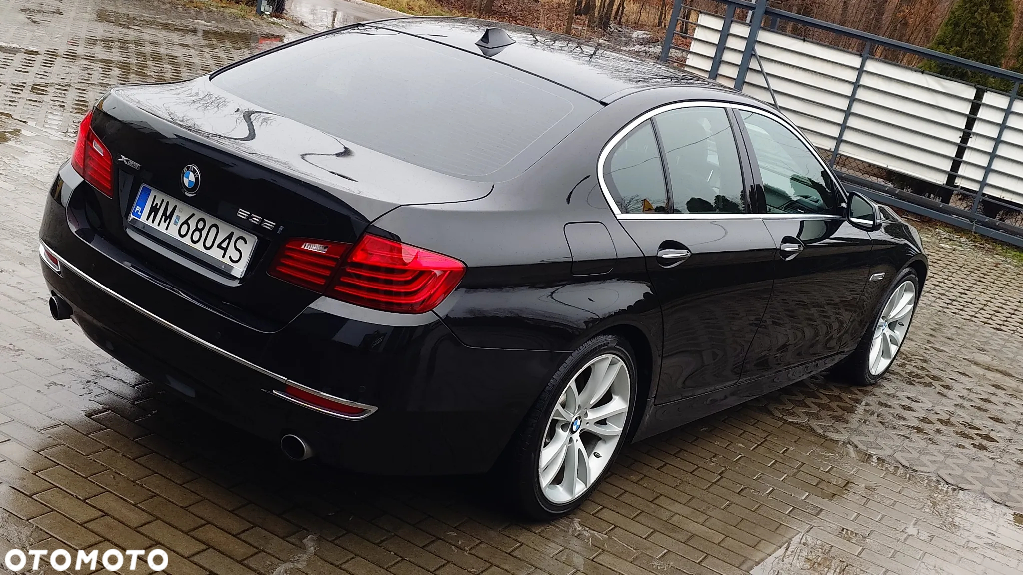 BMW Seria 5 535i xDrive Luxury Line - 9