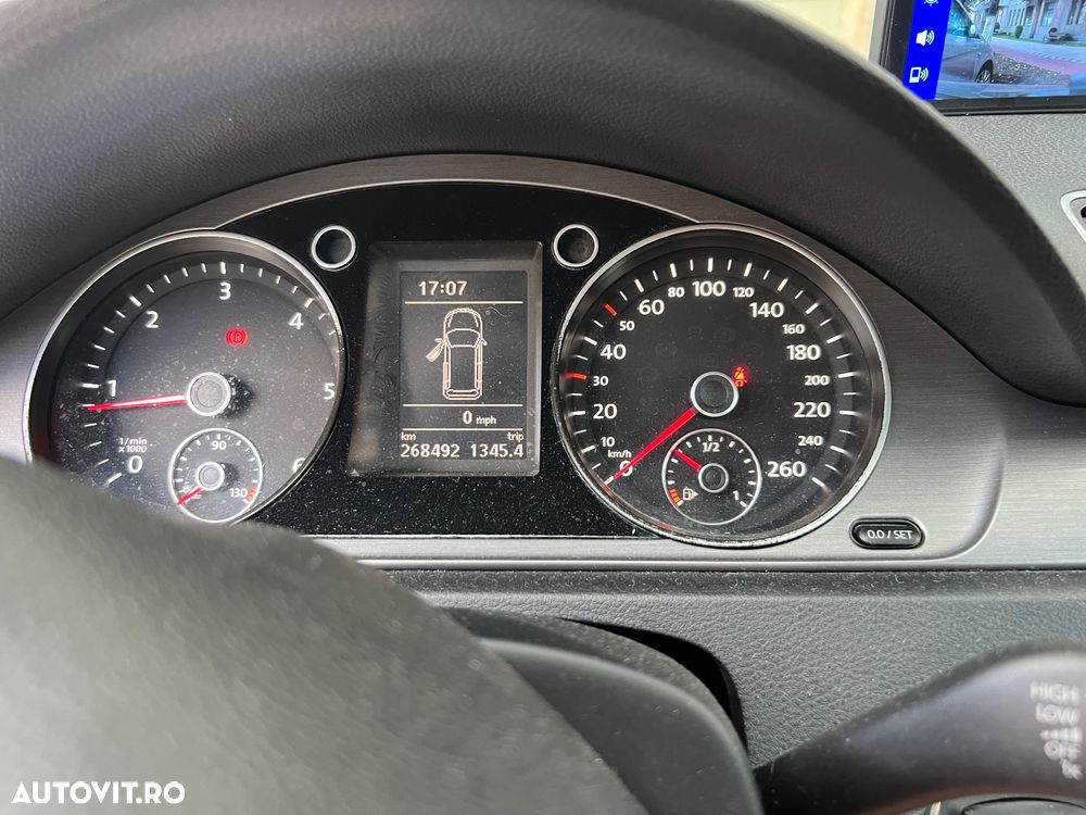 Volkswagen Passat - 5