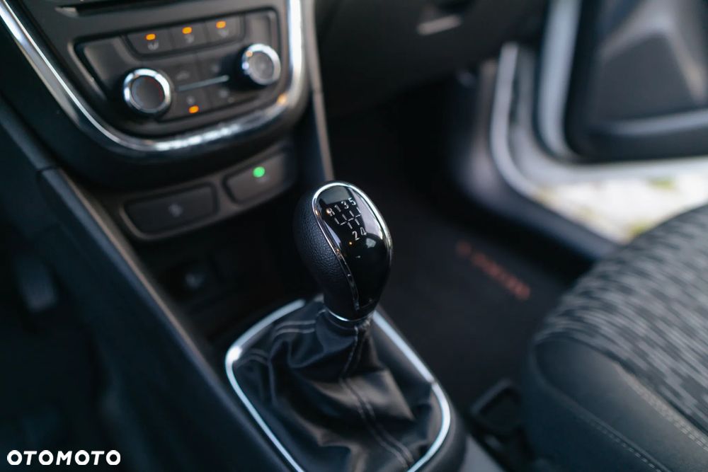 Opel Mokka 1.6 Active S&S - 22