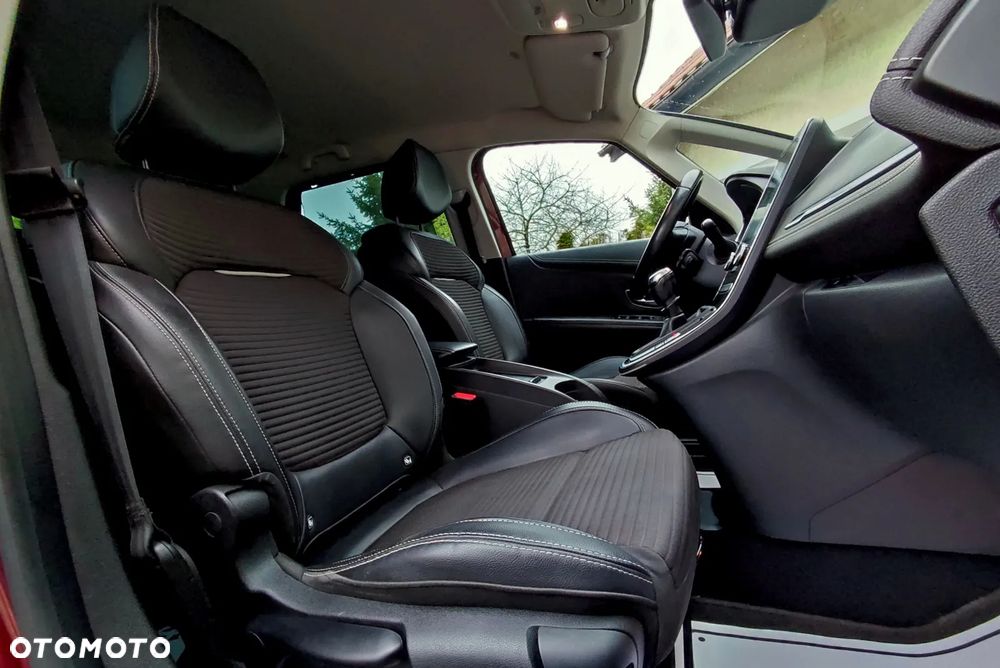 Renault Scenic ENERGY TCe 140 LIMITED - 21