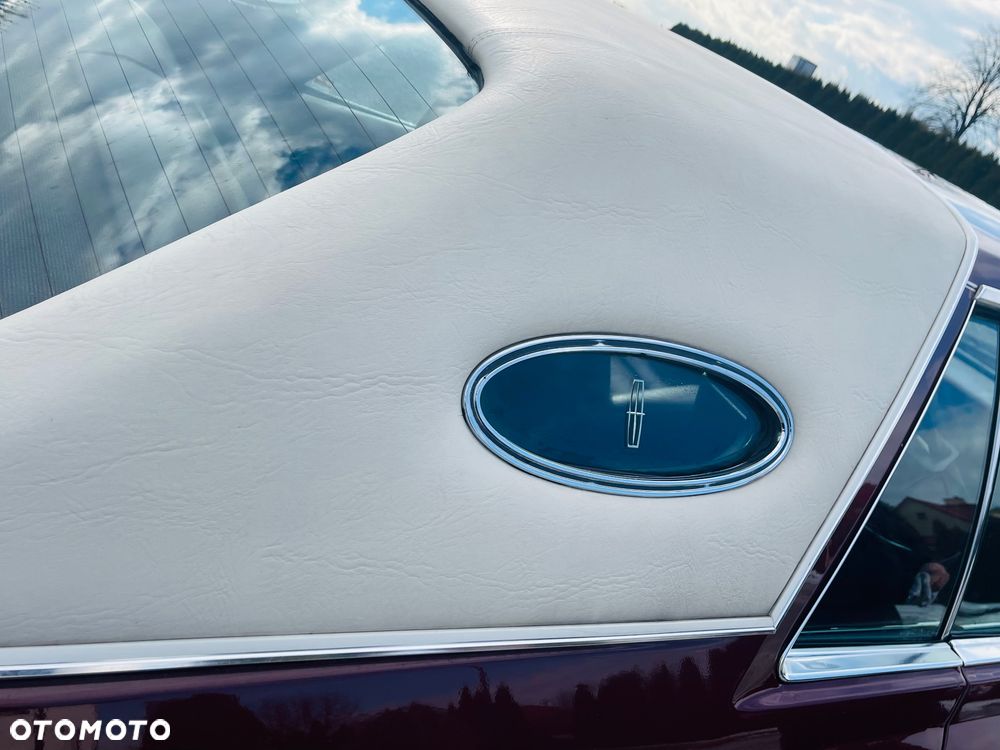 Lincoln Continental - 17