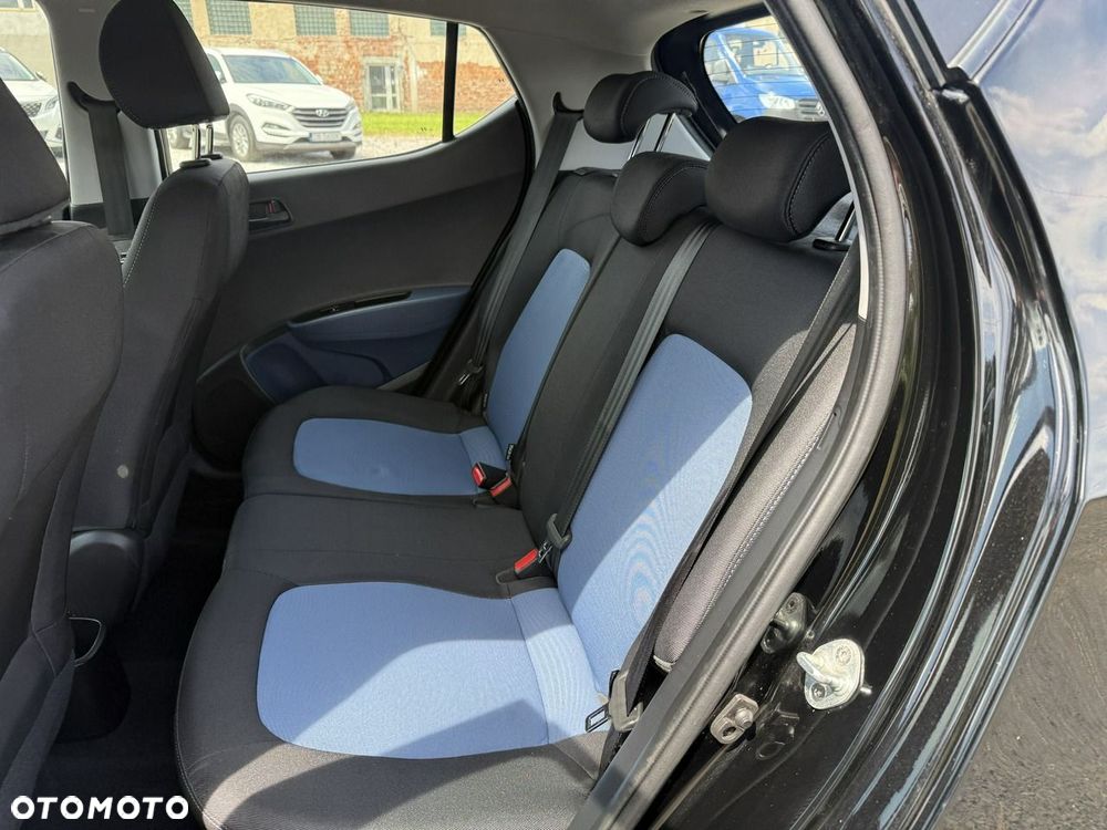 Hyundai i10 - 12