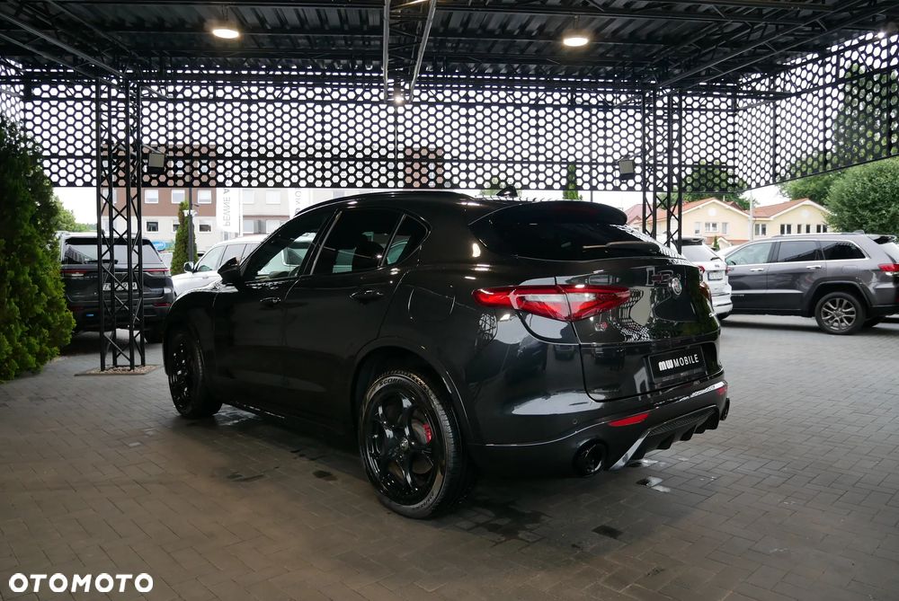 Alfa Romeo Stelvio 2.0 Turbo TI Q4 - 4