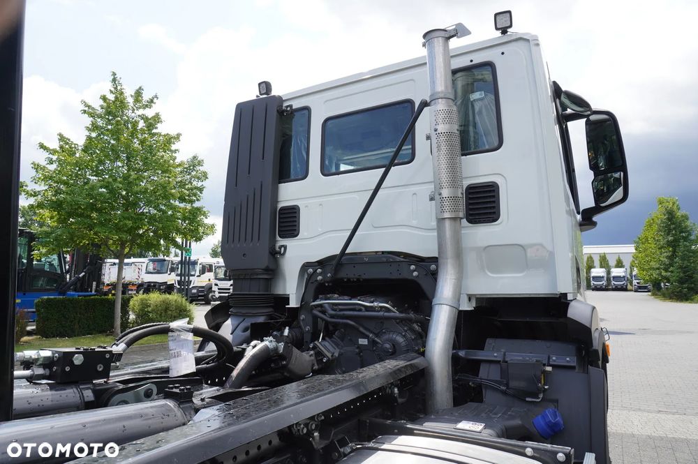 Iveco NOWE T-Way AD380T46 / 6x4 / 2026 / bez przebiegu / Hakowiec HIAB 26t_255874 - 18