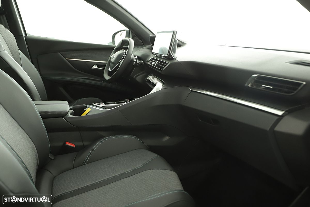 Peugeot 5008 1.2 PureTech Allure Pack EAT8 - 21