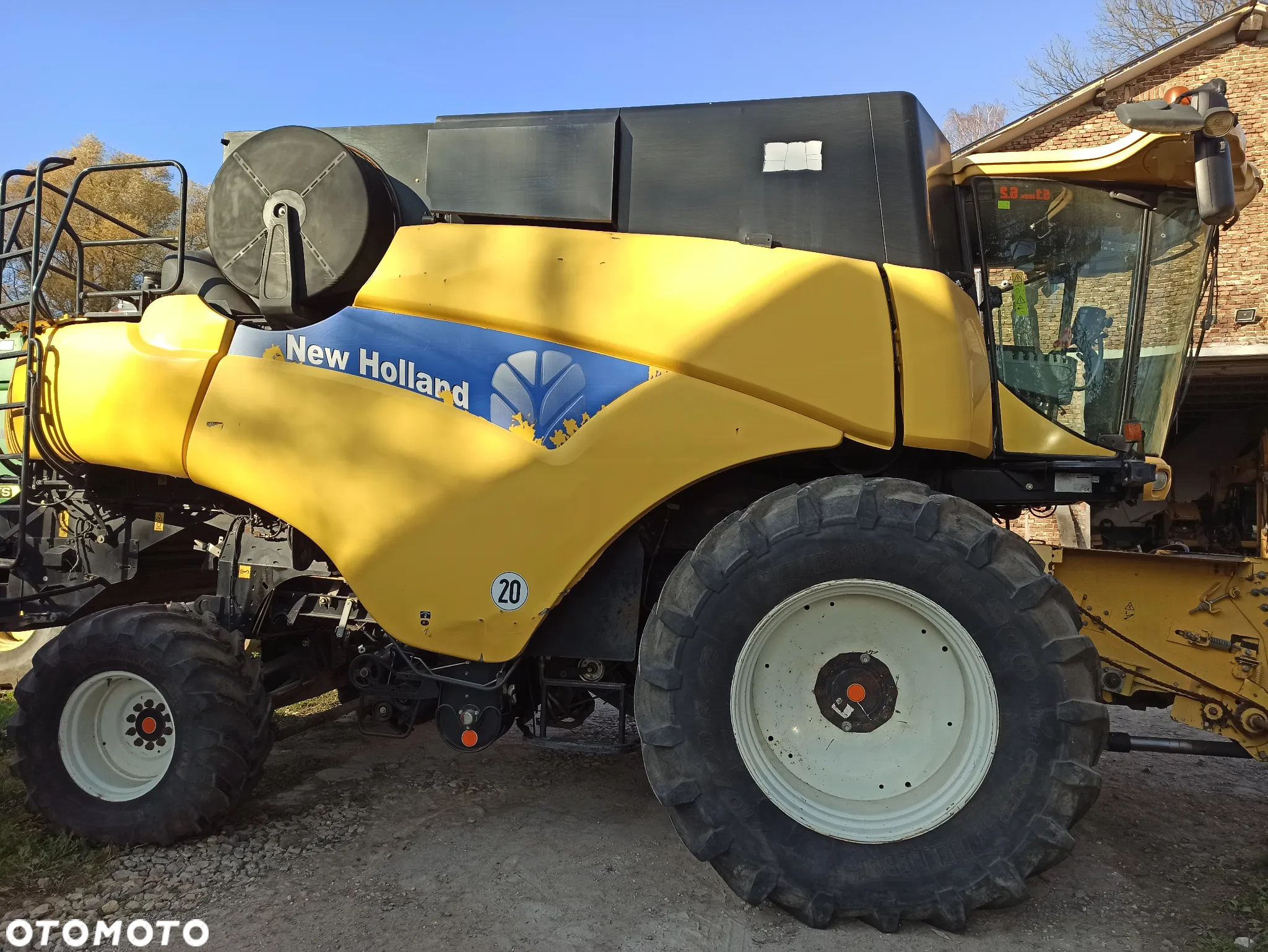 New Holland 8090 - 8