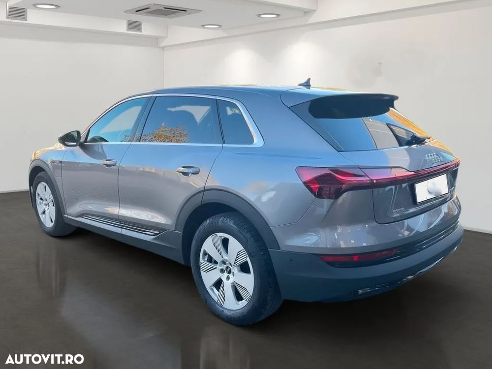 Audi e-tron 50 quattro - 7