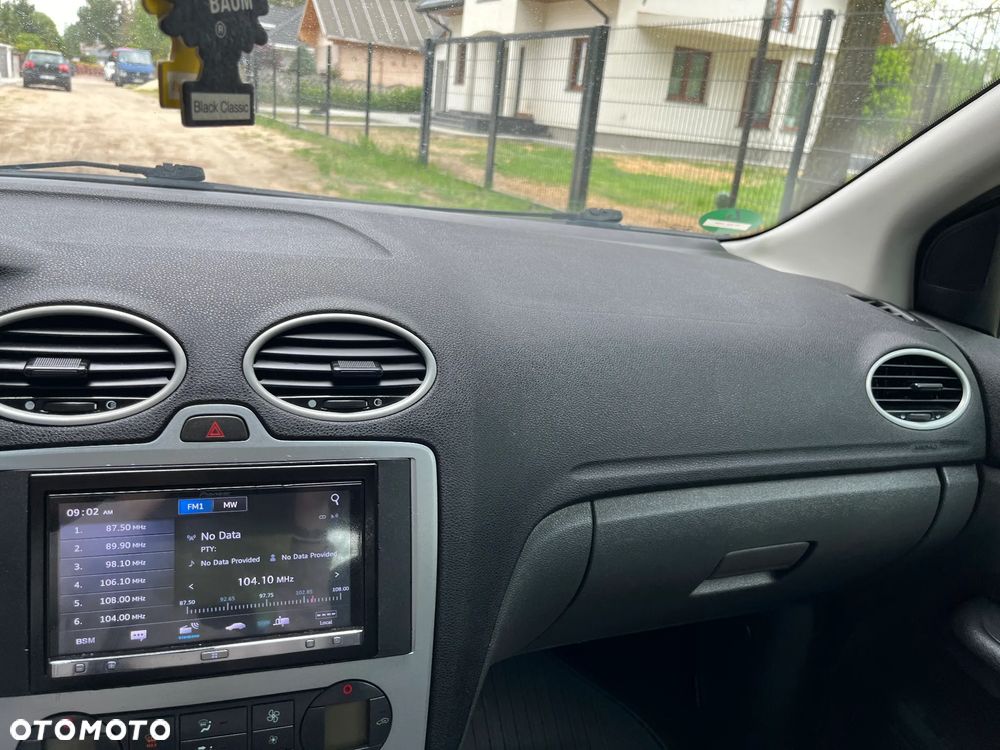 Ford Focus Ambiente - 15