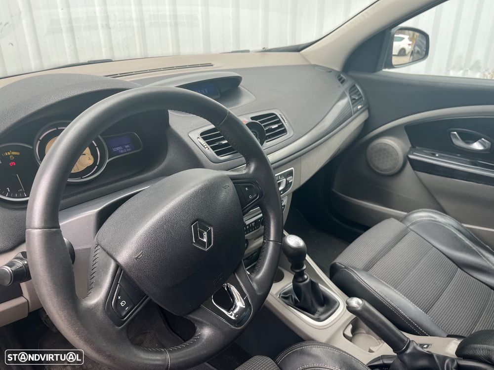 Renault Mégane 1.5 dCi Dynamique - 5