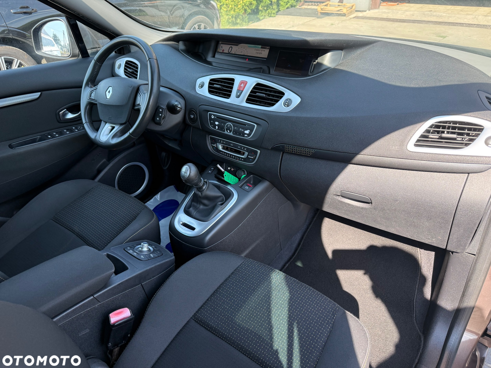 Renault Grand Scenic Gr 1.4 16V TCE TomTom Edition - 24