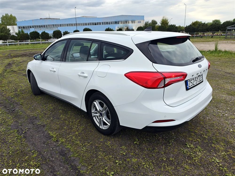 Ford Focus 1.5 EcoBlue Start-Stopp-System COOL&CONNECT - 6