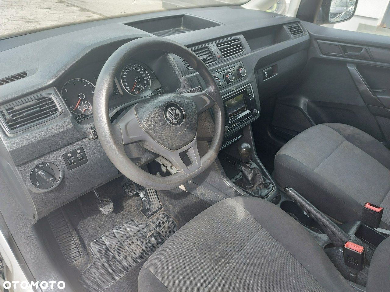 Volkswagen Caddy - 9