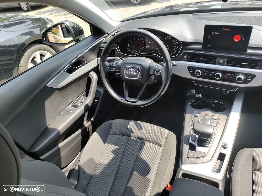 Audi A4 2.0 TDI S tronic design - 21
