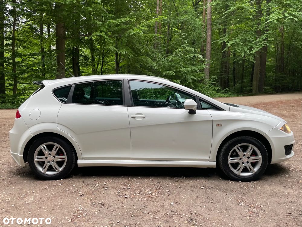 Seat Leon 1.6 TDI DPF Ecomotive Style - 4