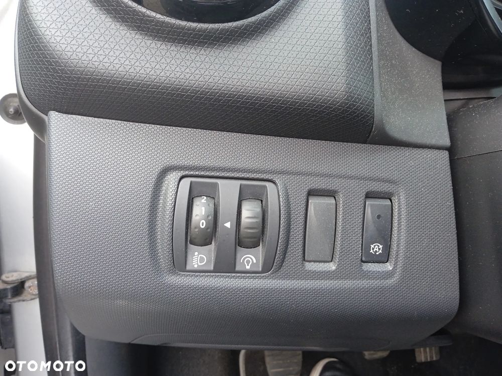 Renault Clio 0.9 Energy TCe Business EU6 - 20