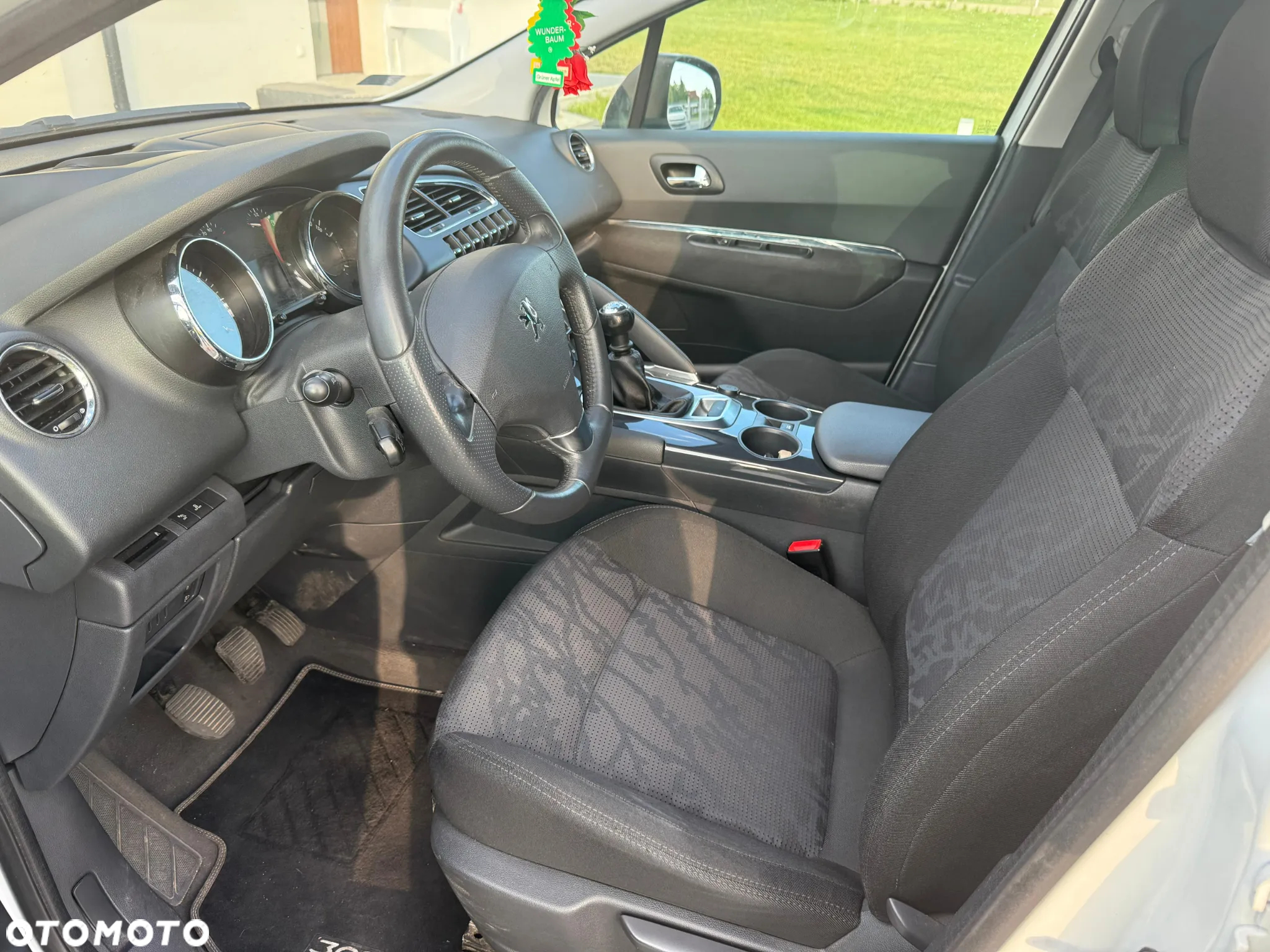 Peugeot 3008 1.6 THP Active - 12