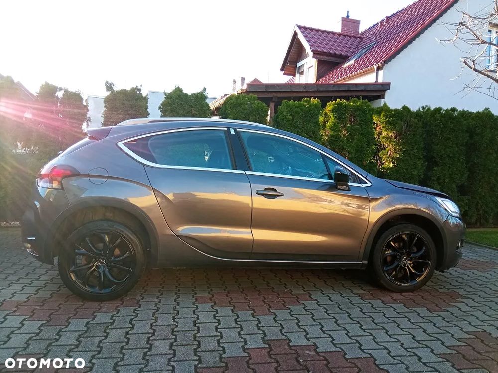 DS Automobiles DS 4 Crossback - 3