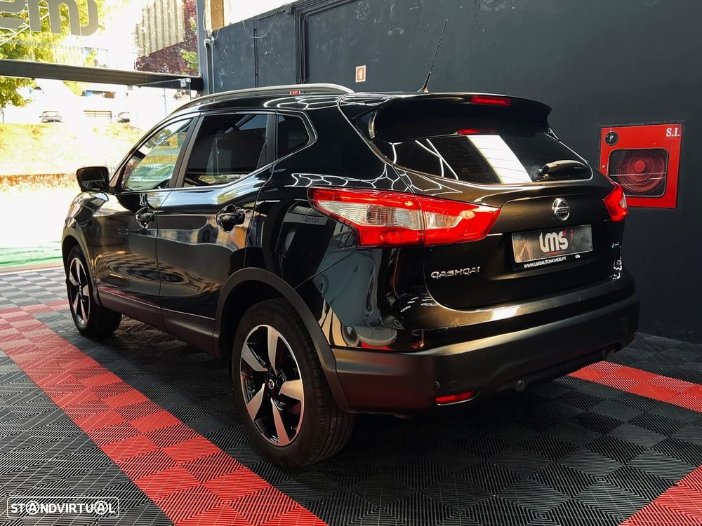Nissan Qashqai 1.5 dCi N-Connecta 18 - 11