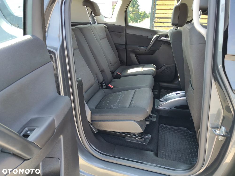 Opel Meriva - 12