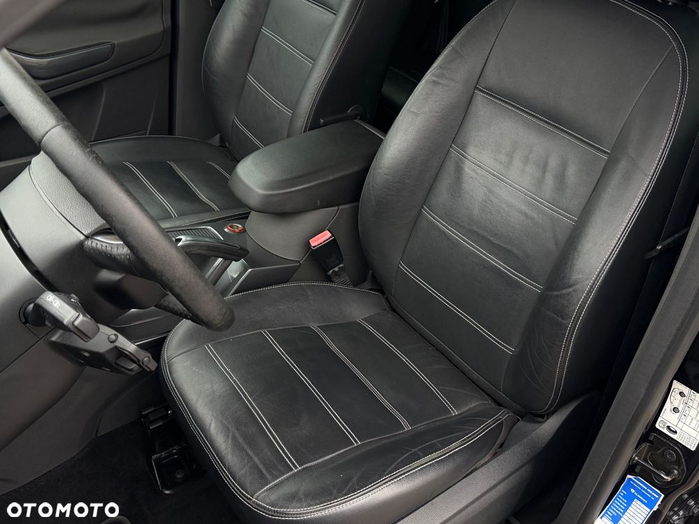 Ford Kuga 2.0 TDCi 4WD Titanium - 27