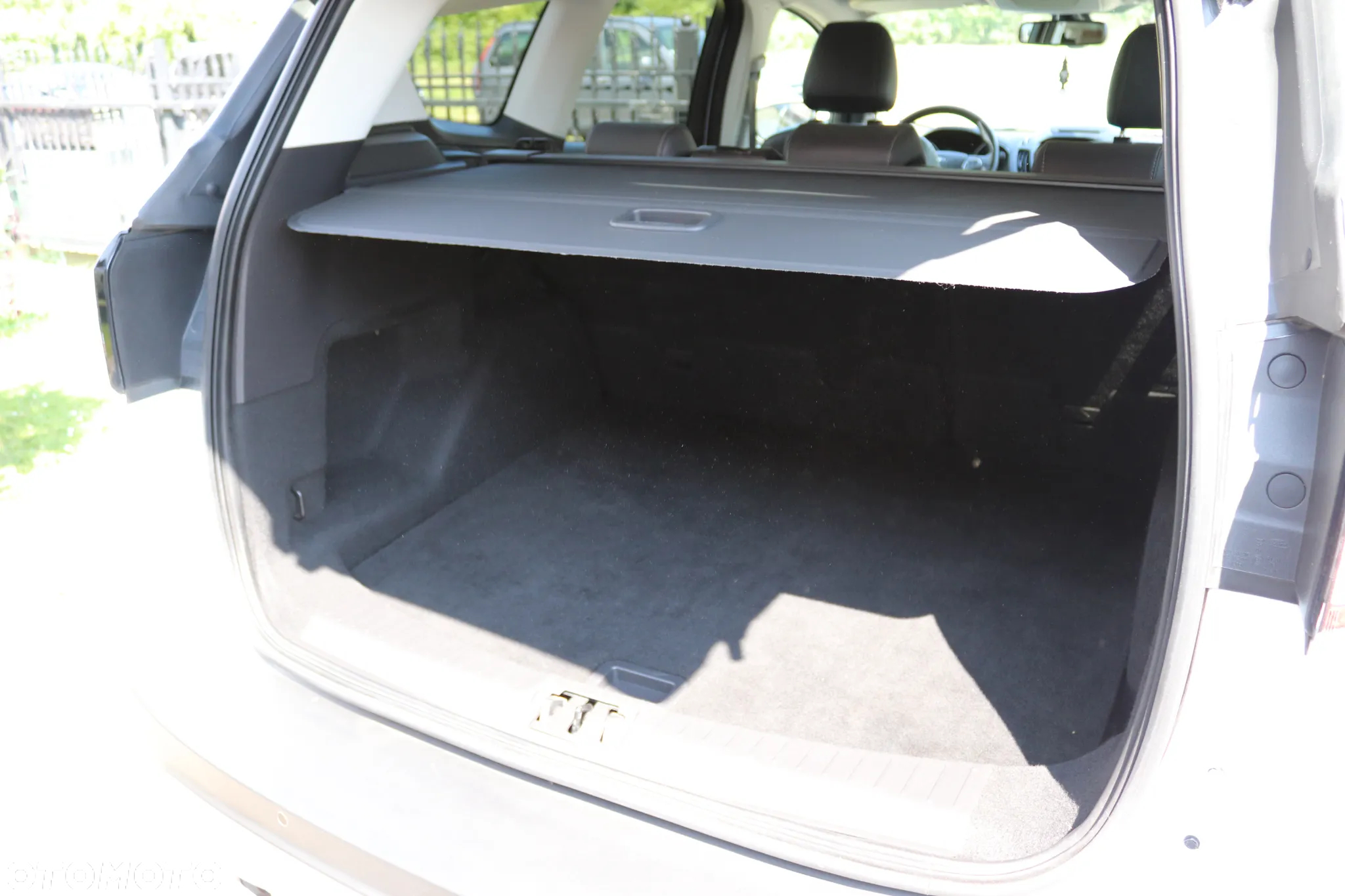 Ford Kuga 2.0 TDCi 2x4 Business Edition - 25