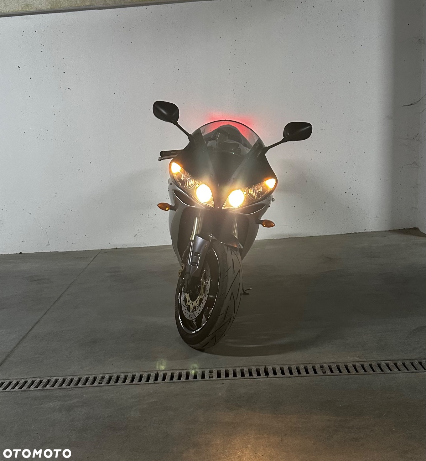 Yamaha YZF - 15