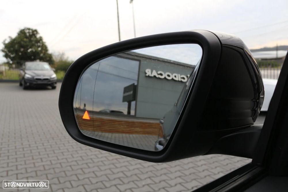 Mercedes-Benz GLA 250 e AMG Line - 11