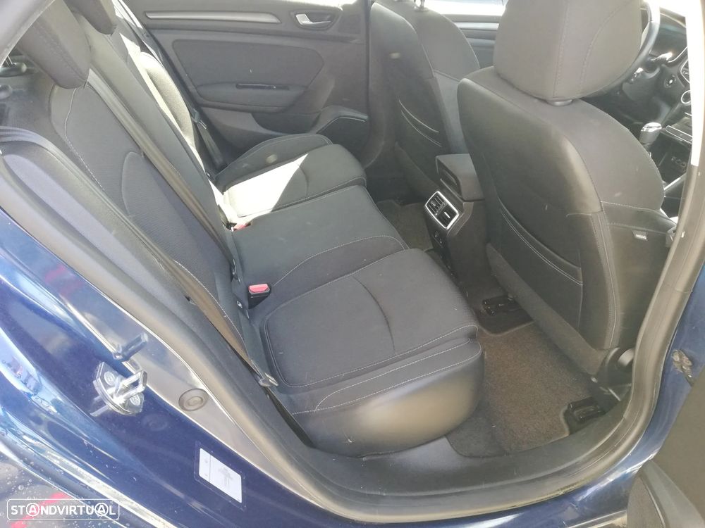 Renault Mégane BLUE dCi 115 TECHNO - 8