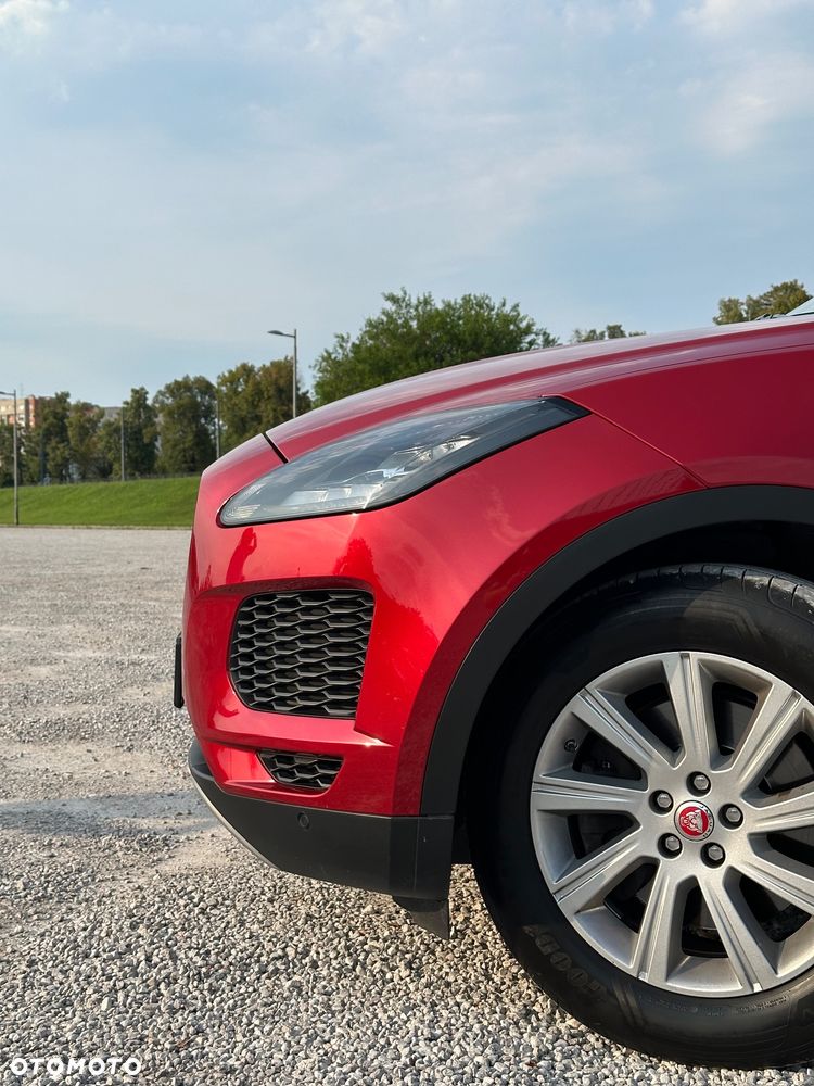 Jaguar E-Pace 2.0 P200 mHEV AWD S - 12