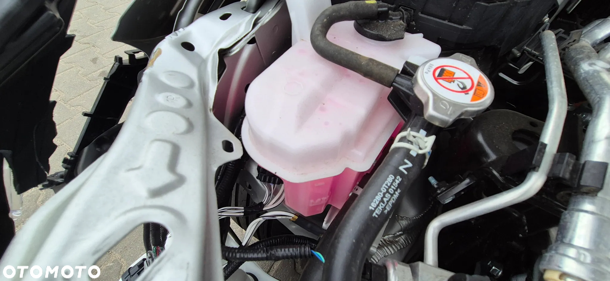 Toyota Corolla 1.8 Hybrid Active - 36