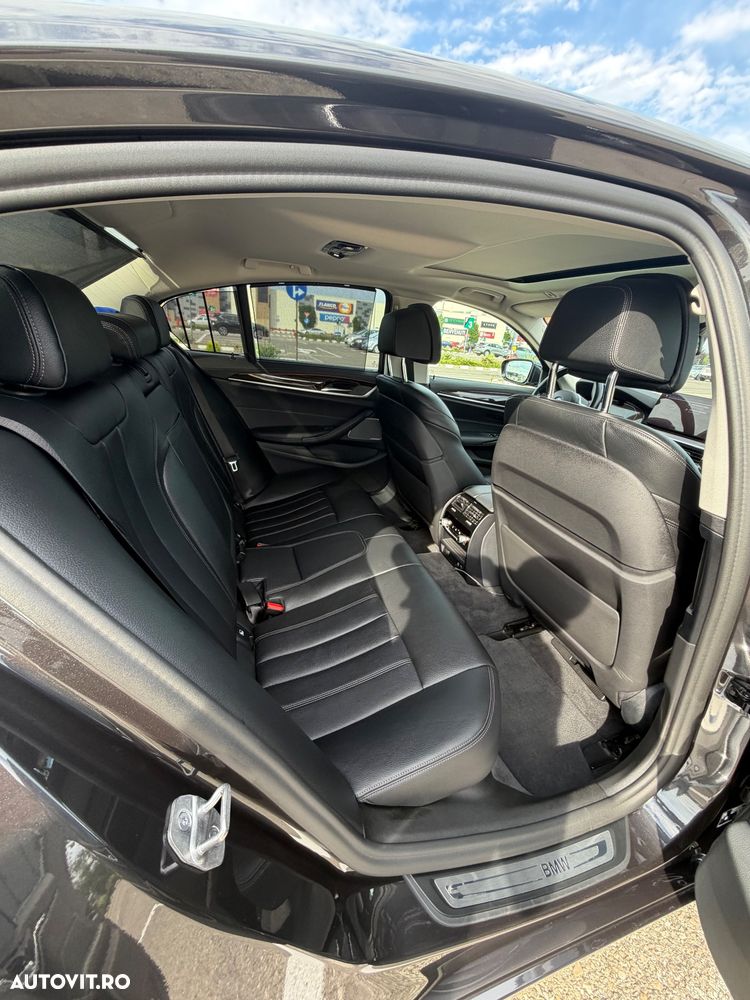 BMW Seria 5 530e xDrive AT PHEV - 8