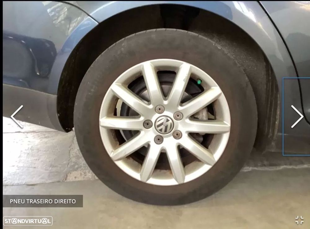 VW Jetta 1.6 TDi Confortline - 3