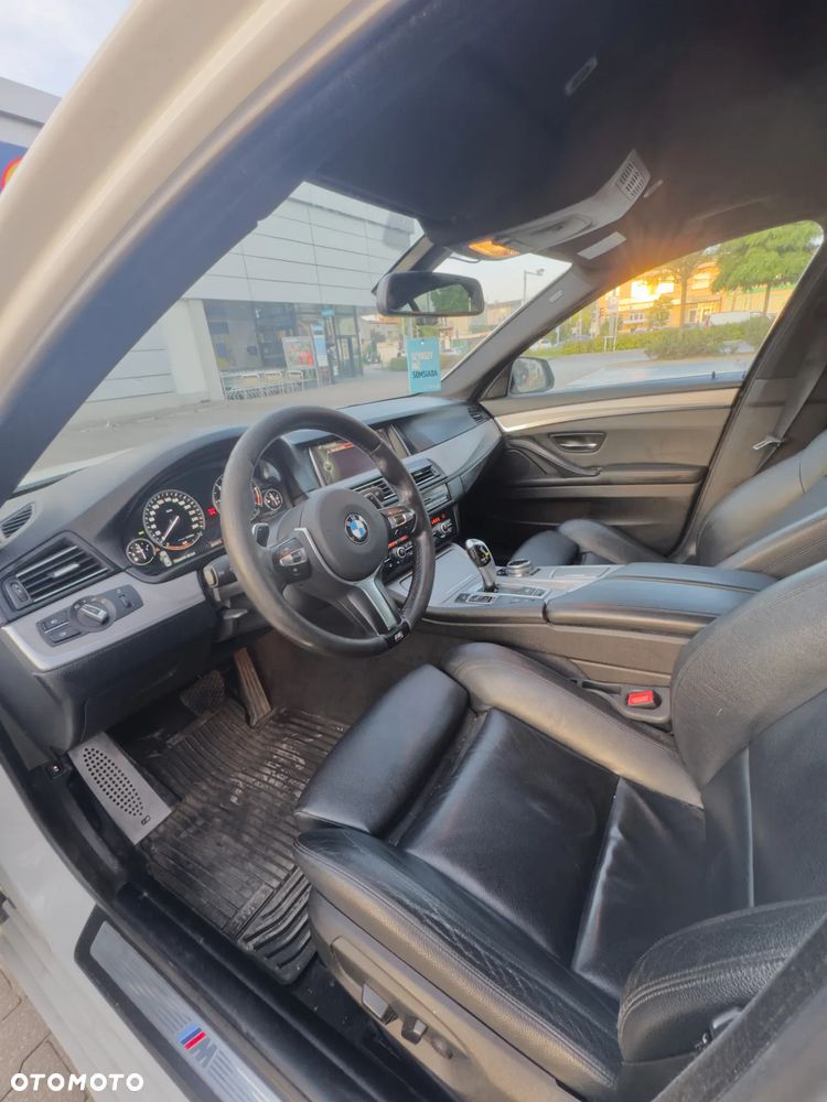 BMW Seria 5 520d xDrive - 18